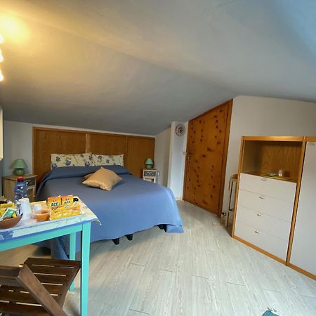 Albergo La Pineta Marina dʼMarina dʼAndora Habitación foto